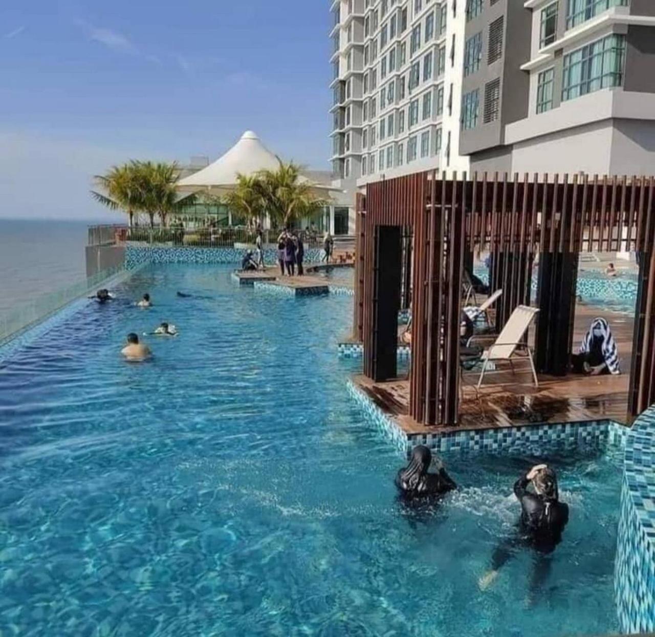 Homezz Imperium Residence Kuantan Studio Seaview 외부 사진